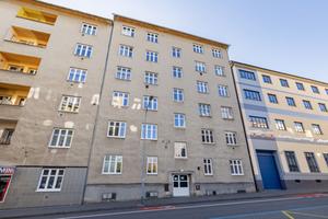 Nabídka přes realitního makléře Brno: Prostorný byt  109 m2 v žádané lokalitě, Brno, Rybníček 13