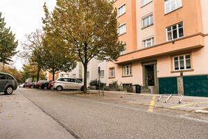 Nabídka přes realitního makléře Brno: Nabízíme k pronájmu moderní velký byt 3KK s vlastní GARÁŽÍ 12