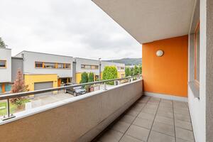 Nabídka přes realitního makléře Brno: Pronájem bytu 2+KK s parkovacím stáním Česká u Brna 5