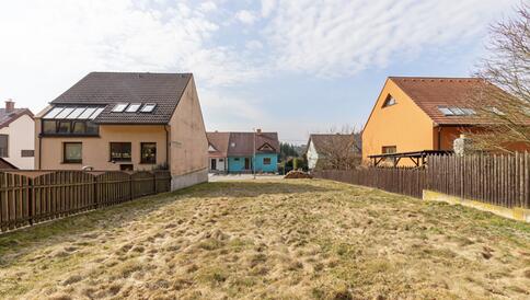 Prodej pozemku o výměře 499m2 v Ostrově u Macochy - #4