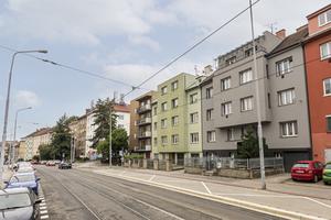 Nabídka přes realitního makléře Brno: Byt 2+1 + šatna + balkon, Brno, ulice Merhautova 12