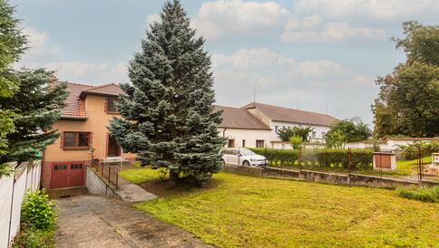 Prostorný rodinný dům o rozloze 120 m2 z časů poctivé výstavby - #3