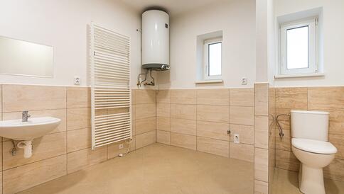 Prostorný rodinný dům o rozloze 120 m2 z časů poctivé výstavby - #8