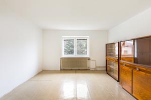 Nabídka přes realitního makléře Brno: Prostorný rodinný dům o rozloze 120 m2 z časů poctivé výstavby 12