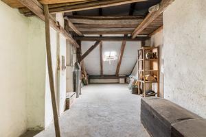 Nabídka přes realitního makléře Brno: Prostorný rodinný dům o rozloze 120 m2 z časů poctivé výstavby 14