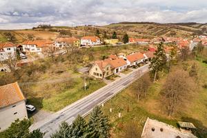 Nabídka přes realitního makléře Brno: Rodinný dům a ovocný sad/stavební pozemek 16