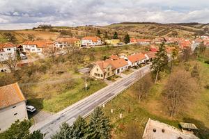 Nabídka přes realitního makléře Brno: Rodinný dům a ovocný sad/stavební pozemek 16