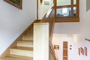 Nabídka přes realitního makléře Brno: Rodinná vila se 3 byty - Brno 11