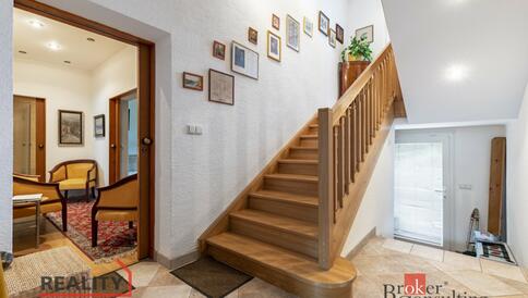 Rodinná vila se 3 byty - Brno - #5