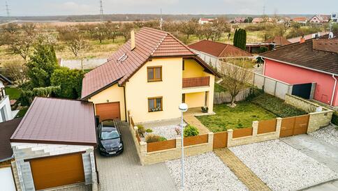 Rodinný dům 5+kk, Valtice - #1