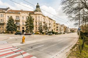 Nabídka přes realitního makléře Brno: Prostorný byt 2+kk, Brno - Erbenova 15